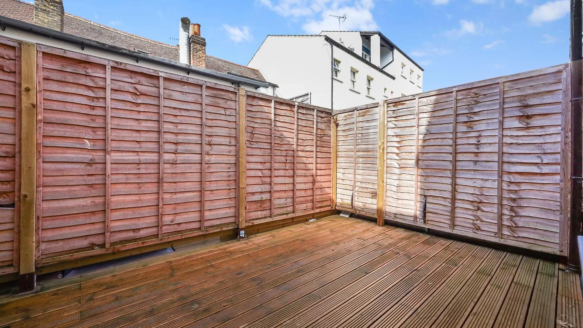 Stylish Large 3-Bed Apartment, Quick Access To London Sights, Free Parking United Kingdom